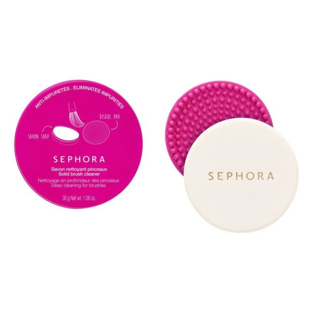 Cum sa va curatati pensulele de machiaj, ce produse ieftine sunt recomandate si cat de des ar TREBUI sa le curatati 4 sapun pentru curatarea pensulelor Sephora